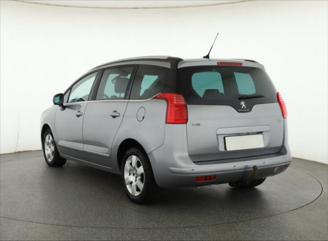 Peugeot 5008  2.0 HDI 