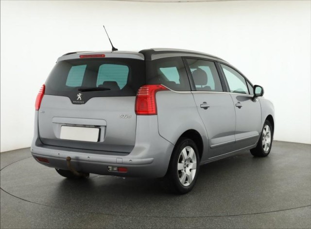 Peugeot 5008  2.0 HDI 
