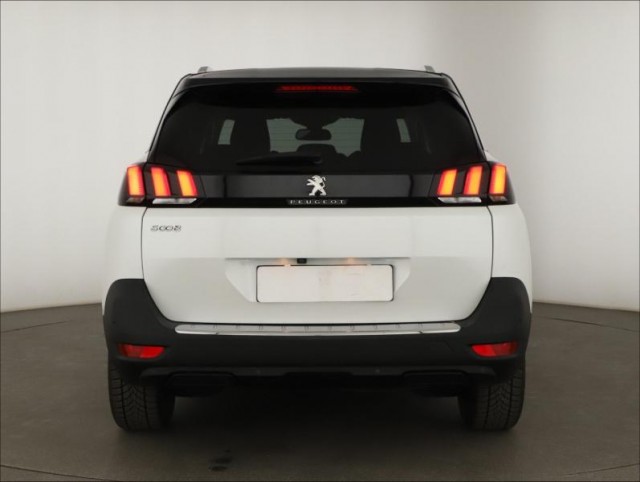 Peugeot 5008  1.6 THP 