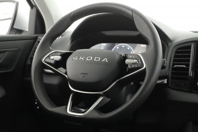 Škoda Karoq  1.5 TSI Drive