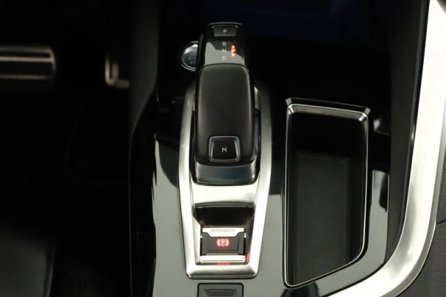 Peugeot 5008  2.0 BlueHDi 