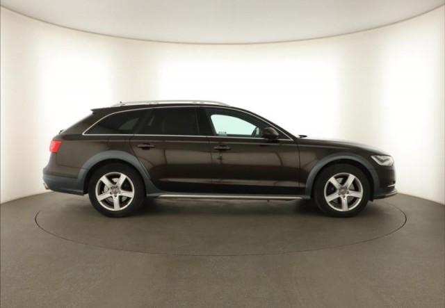 Audi A6 Allroad  3.0 TDI 