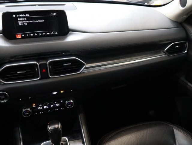 Mazda CX-5  2.5 Skyactiv-G Revolution TOP