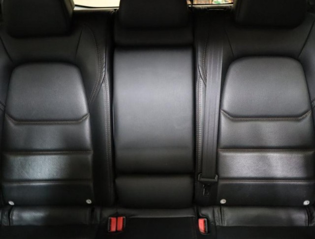 Mazda CX-5  2.5 Skyactiv-G Revolution TOP