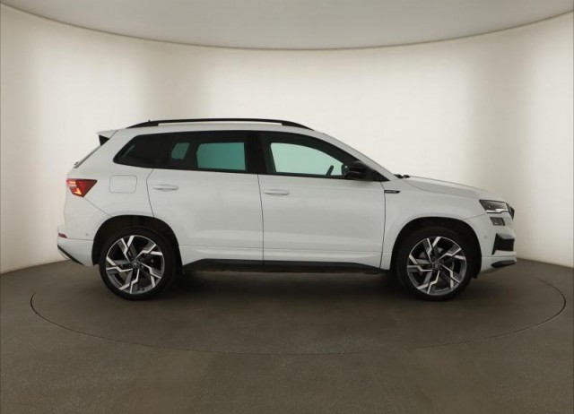 Škoda Karoq  1.5 TSI Sportline