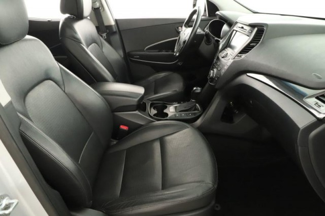 Hyundai Santa Fe  2.2 CRDi 