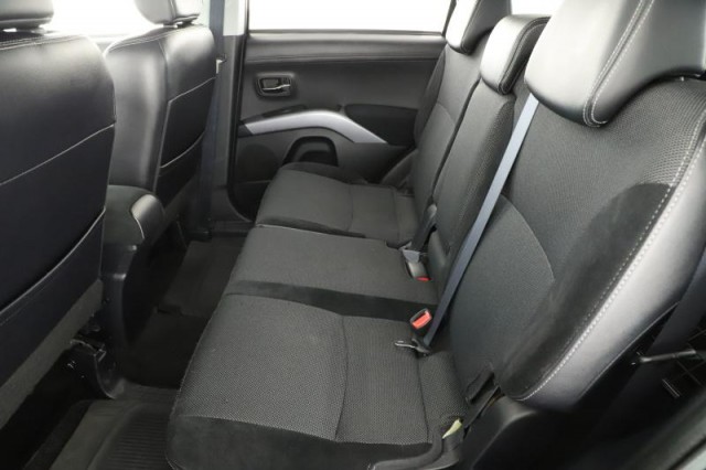 Mitsubishi Outlander  2.2 DI-D 