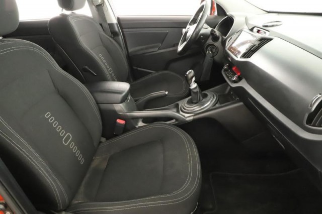Kia Sportage  2.0 CRDi 