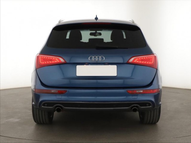 Audi Q5  2.0 TFSI 