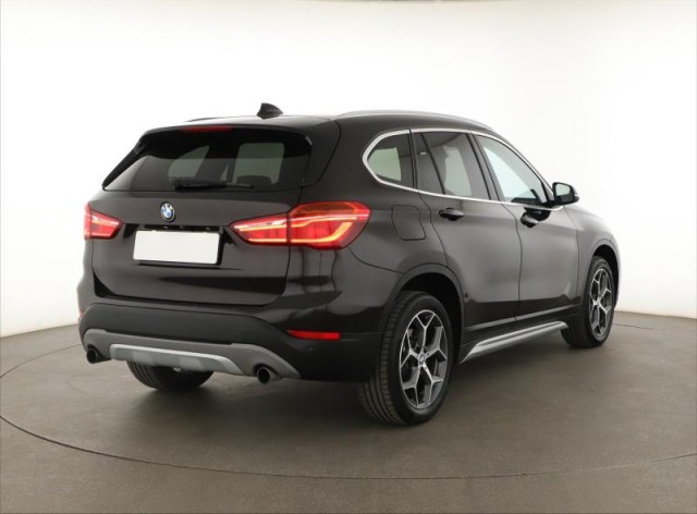 BMW X1  xDrive20i 