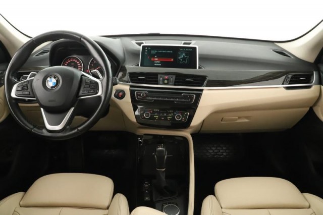 BMW X1  xDrive20i 