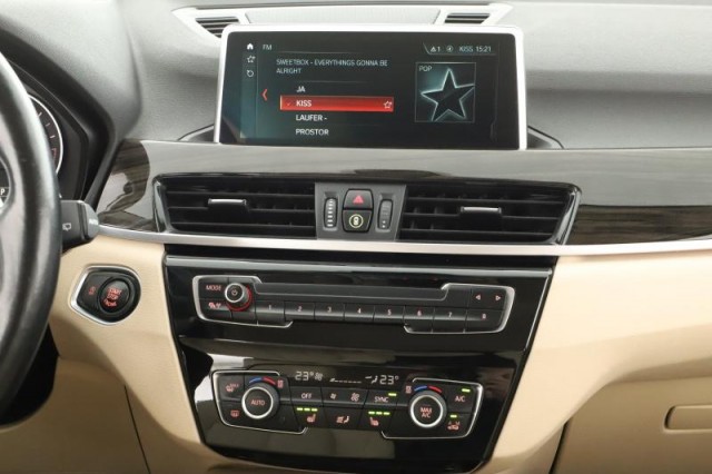 BMW X1  xDrive20i 