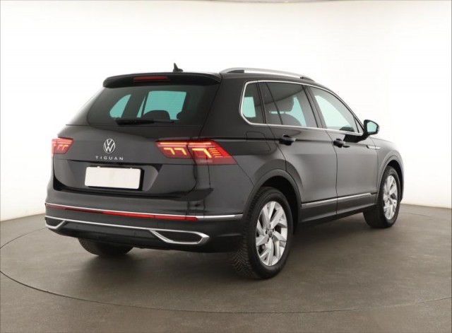 Volkswagen Tiguan  2.0 TDI 