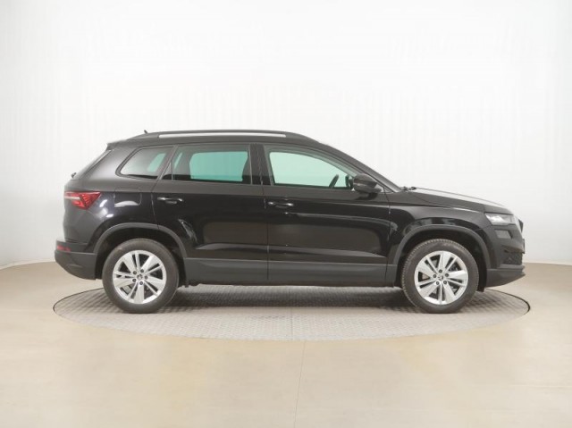 Škoda Karoq  1.5 TSI Fresh