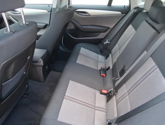 BMW X1  xDrive20i 