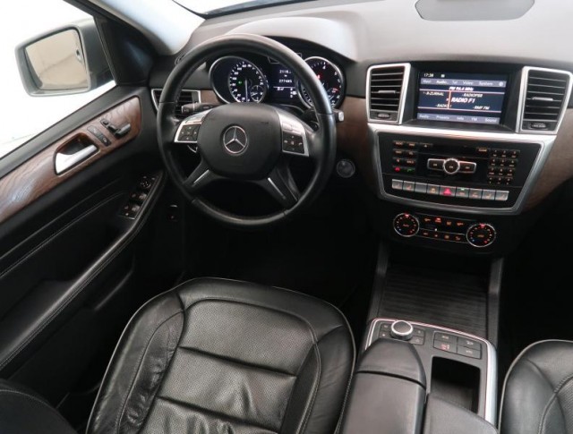 Mercedes-Benz ML  ML 350 BlueTEC 