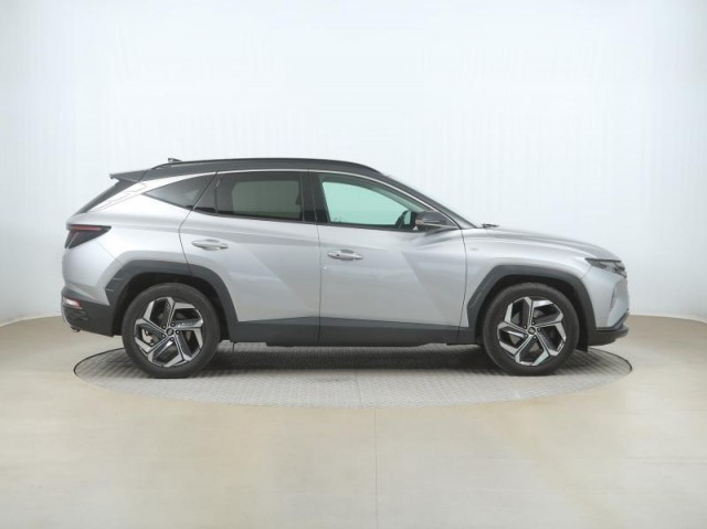 Hyundai Tucson  1.6 CRDi 48V MHEV 