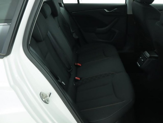 Škoda Kamiq  1.0 TSI Ambition