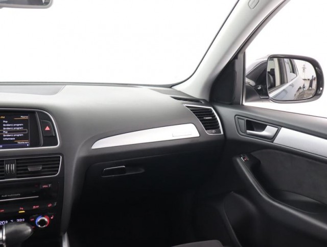 Audi Q5  2.0 TDI 