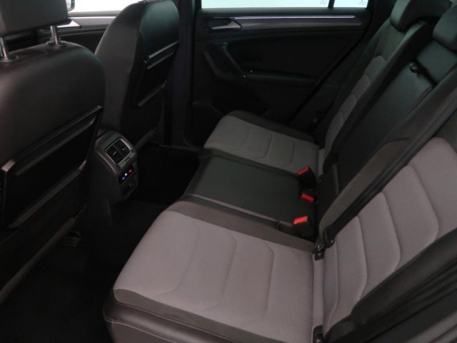 Volkswagen Tiguan  2.0 TDI R-Line