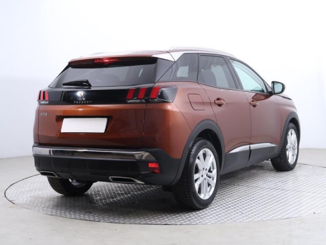 Peugeot 3008  1.5 BlueHDi Allure