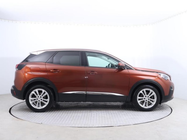 Peugeot 3008  1.5 BlueHDi Allure