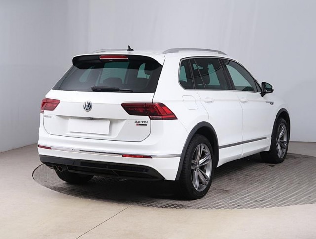 Volkswagen Tiguan  2.0 TDI R-Line