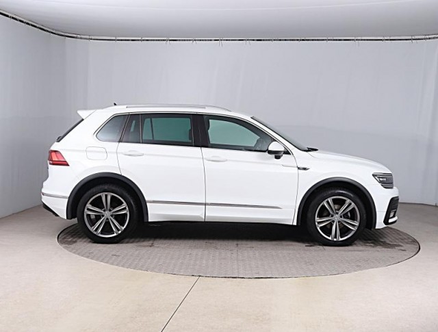 Volkswagen Tiguan  2.0 TDI R-Line