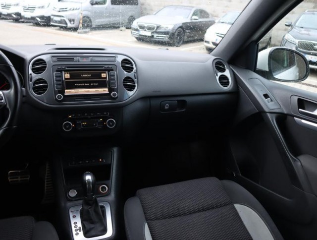 Volkswagen Tiguan  2.0 TDI R-Line