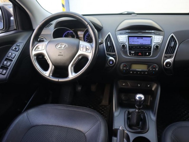 Hyundai ix35  2.0 CRDi 