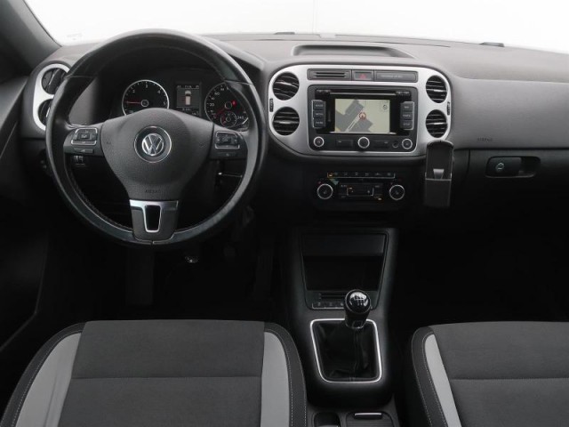 Volkswagen Tiguan  2.0 TDI 