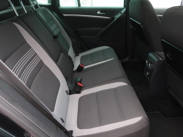 Volkswagen Tiguan  2.0 TDI 