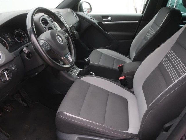Volkswagen Tiguan  2.0 TDI 