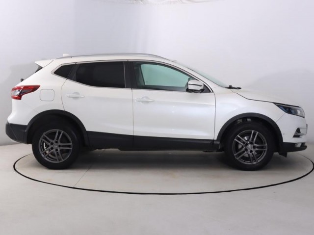Nissan Qashqai  1.3 DIG-T Acenta