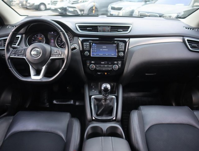 Nissan Qashqai  1.3 DIG-T Acenta