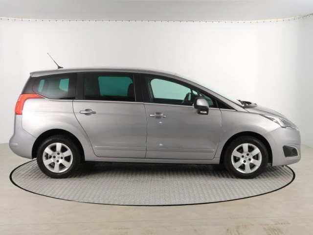 Peugeot 5008  1.6 HDi Access