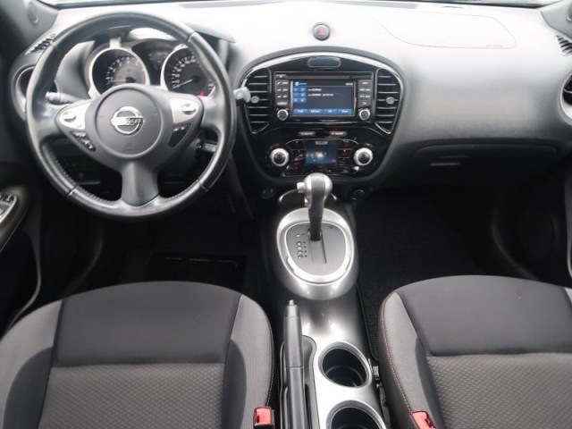 Nissan Juke  1.6 i 