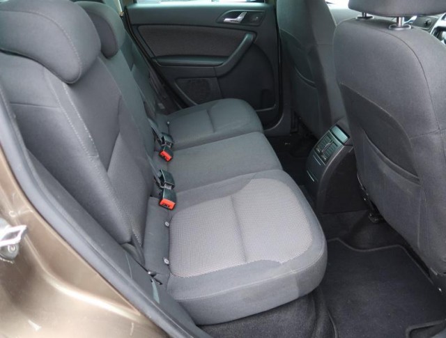 Škoda Yeti  1.2 TSI Ambition