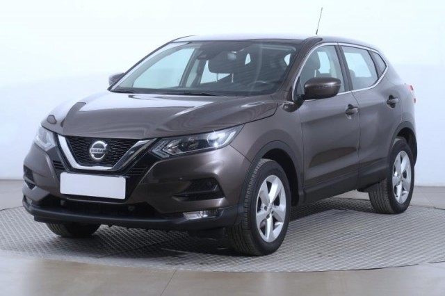 Nissan Qashqai  1.3 DIG-T N-Connecta