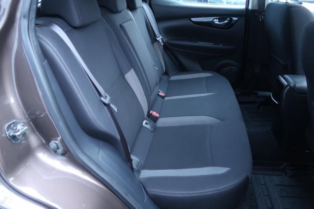 Nissan Qashqai  1.3 DIG-T N-Connecta