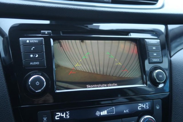 Nissan Qashqai  1.3 DIG-T N-Connecta