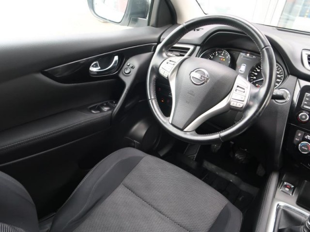 Nissan Qashqai  1.2 DIG-T Comfort