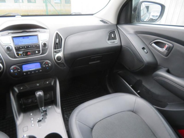 Hyundai ix35  2.0 CVVT 