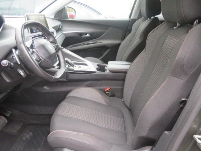 Peugeot 3008  1.2 PureTech 
