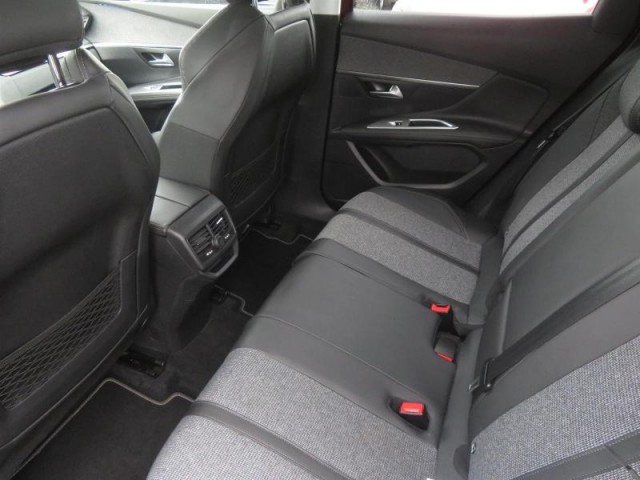 Peugeot 3008  1.6 BlueHDi 