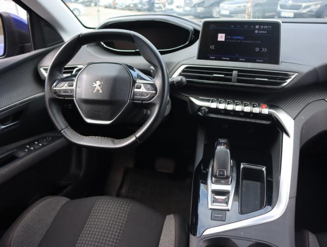 Peugeot 3008  1.2 PureTech 