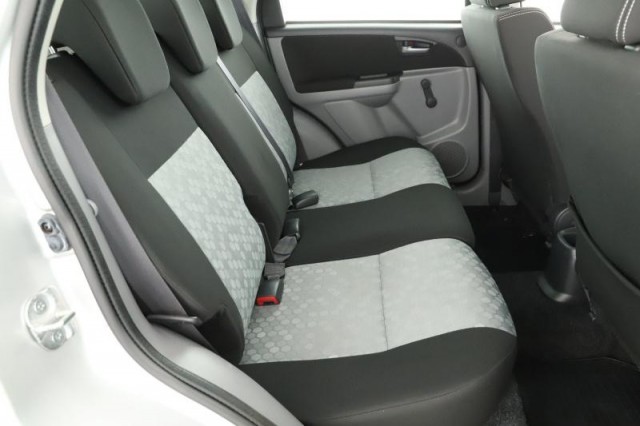Suzuki SX4  1.6 VVT 