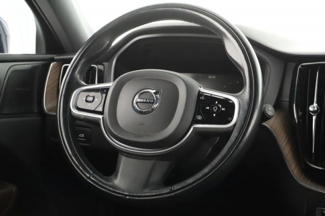 Volvo XC60  B4 AWD 