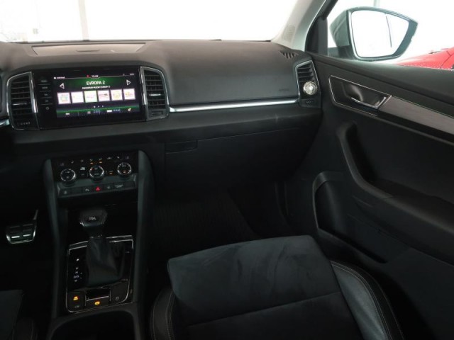 Škoda Karoq  1.5 TSI Style