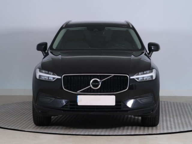 Volvo XC60  B4 AWD Momentum